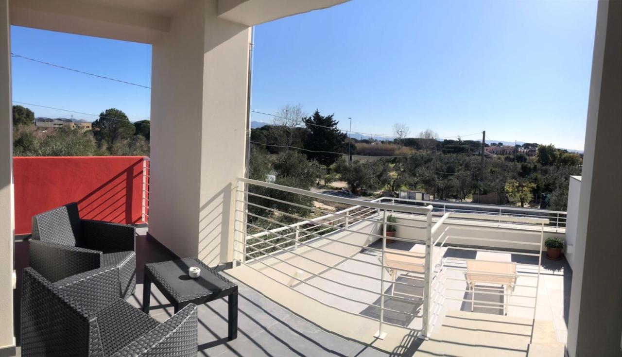 Casa Ginevra A Cecina By Zoom In Earth Apartment Luaran gambar